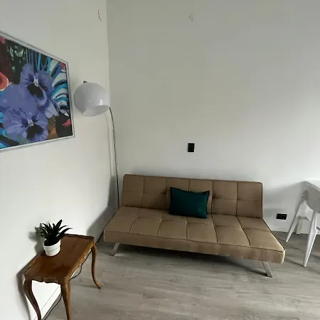 Fidias House Milán