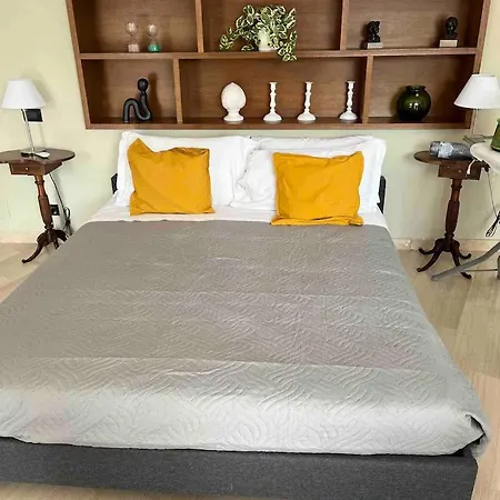 Fidias House Apartamento *