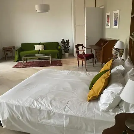 Fidias House Apartamento *